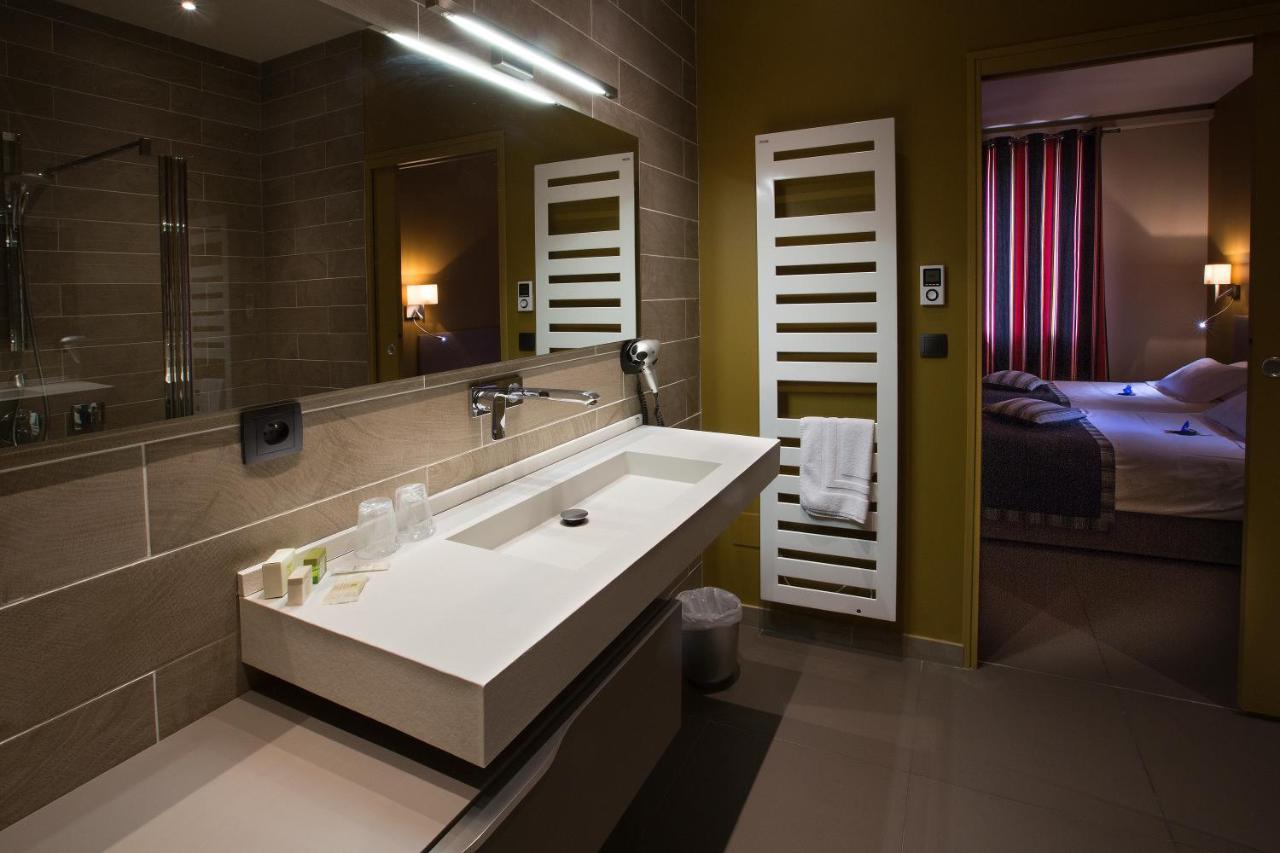 Logis Auberge Restaurant Du Vigneron Cucugnan Zewnętrze zdjęcie